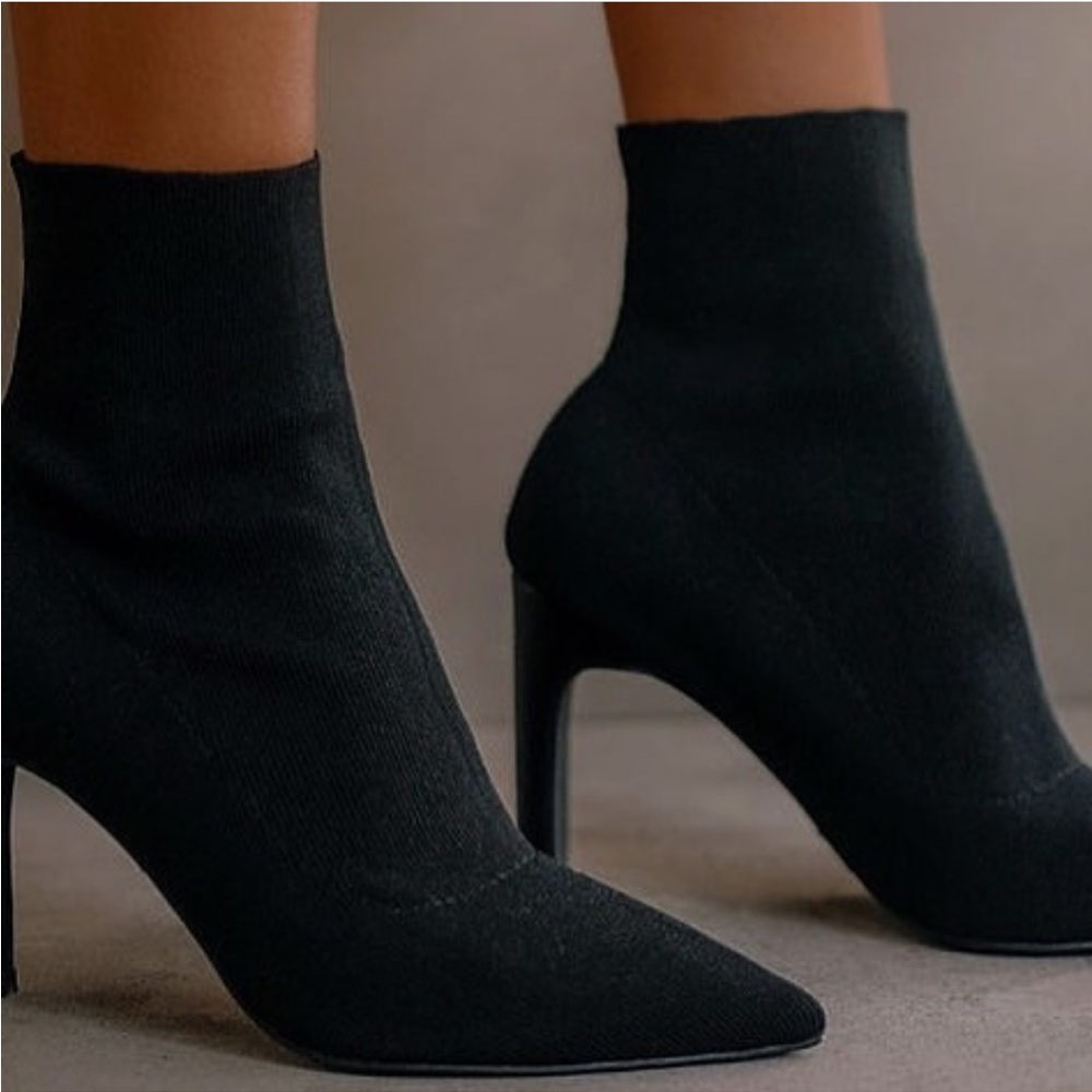 LLACIE Sock Booties